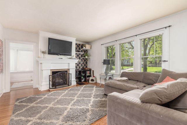 30 S Dawson Avenue, Columbus, OH 43209
