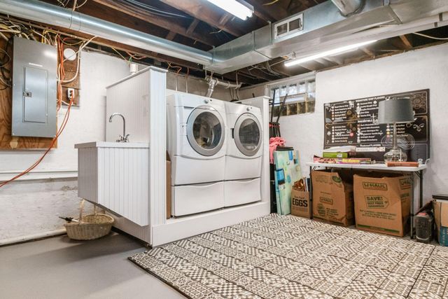 30 S Dawson Avenue, Columbus, OH 43209