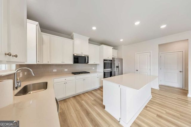 6705 Jumping Trout Drive, Dawsonville, GA 30534