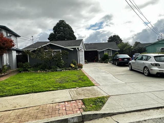 87 Beverly Drive, Watsonville, CA 95076