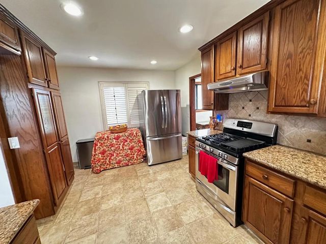 87 Beverly Drive, Watsonville, CA 95076