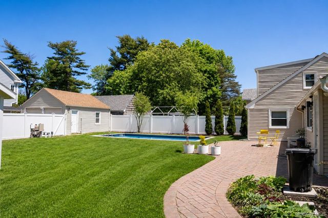 49 Clearview Street, Huntington, NY 11743