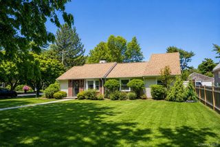49 Clearview Street, Huntington, NY 11743