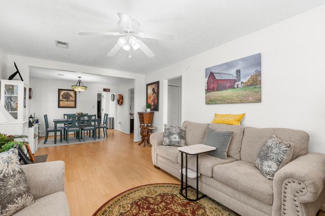 124 Pierce Avenue, Swainsboro, GA 30401