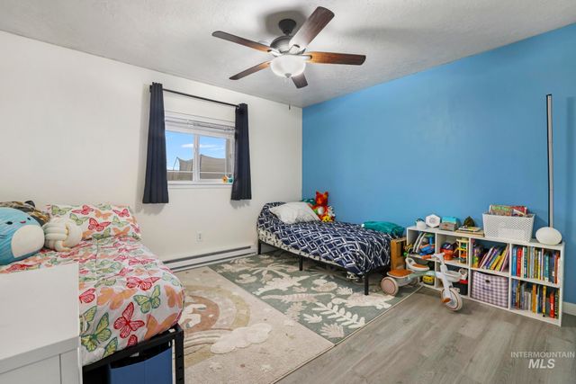 3083 Dickson Ave, Twin Falls, ID 83301