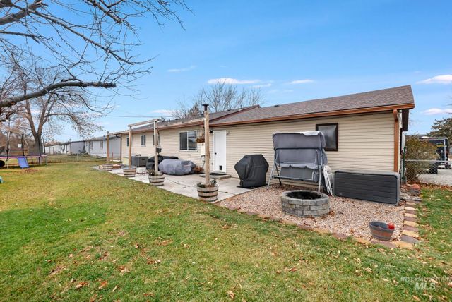 3083 Dickson Ave, Twin Falls, ID 83301