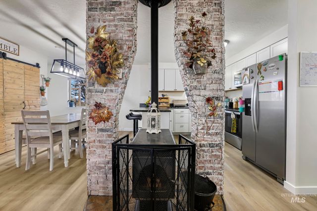 3083 Dickson Ave, Twin Falls, ID 83301