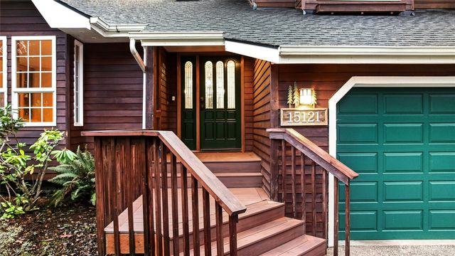 15121 Cedar Grove Road NE, Poulsbo, WA 98370