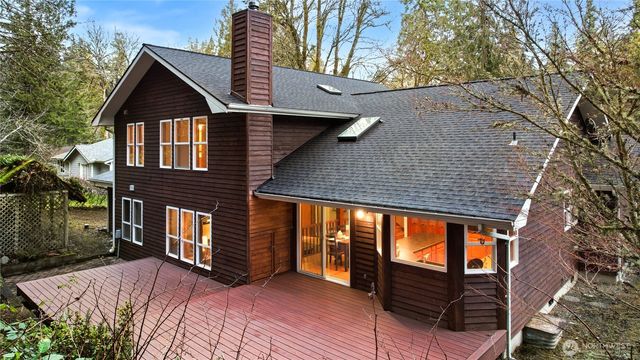 15121 Cedar Grove Road NE, Poulsbo, WA 98370