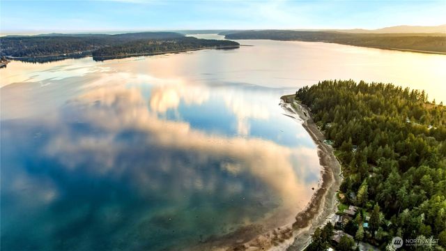 15121 Cedar Grove Road NE, Poulsbo, WA 98370