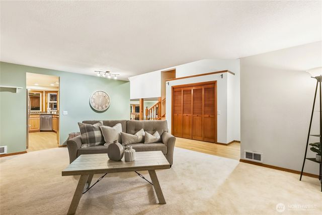 15121 Cedar Grove Road NE, Poulsbo, WA 98370