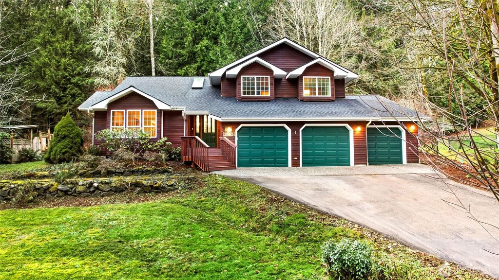 15121 Cedar Grove Road NE, Poulsbo, WA 98370