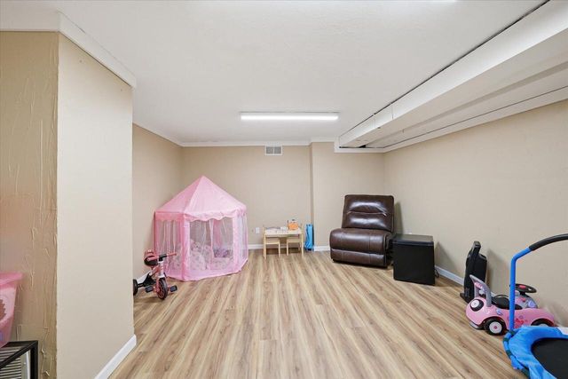 2103 Empire DRIVE, Waukesha, WI 53186