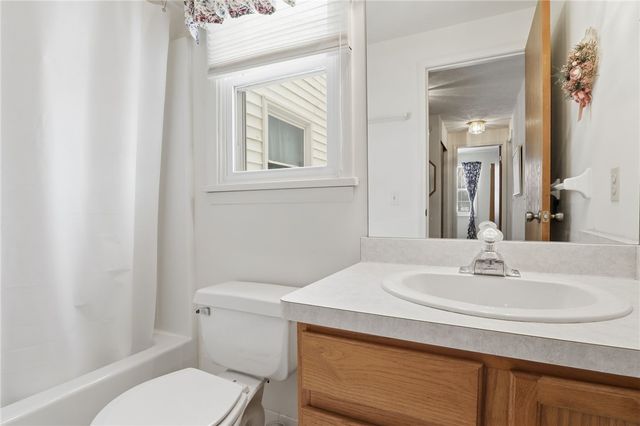 699 Neros Run, Webster, NY 14580