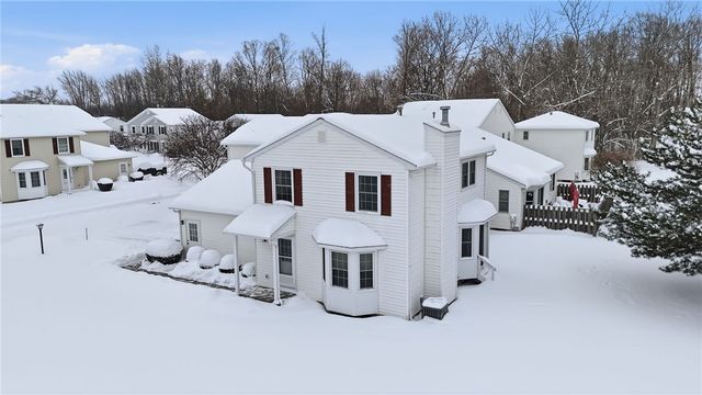 699 Neros Run, Webster, NY 14580