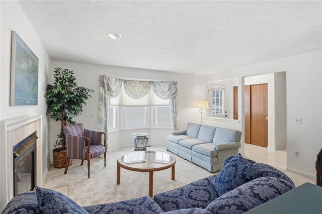 699 Neros Run, Webster, NY 14580