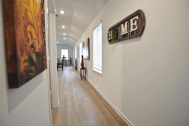 4033 Bronco Station Lane, League City, TX 77573