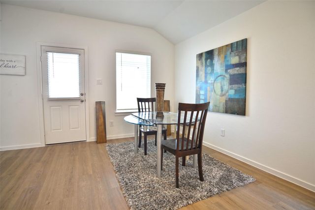 4033 Bronco Station Lane, League City, TX 77573