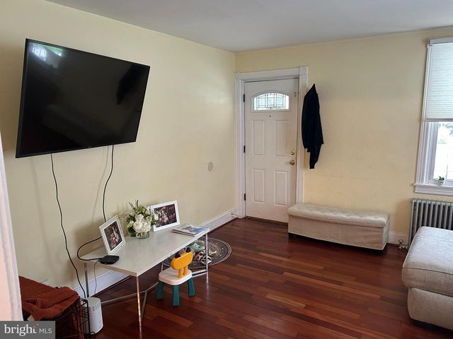 224 HIGHLAND AVE, Wayne, PA 19087