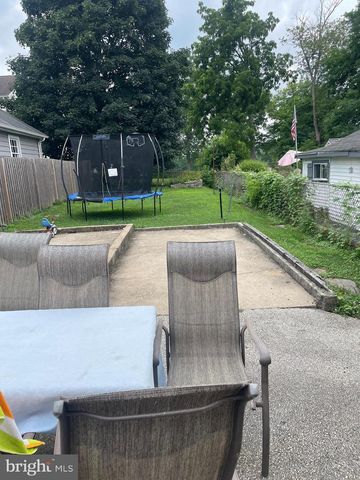 224 HIGHLAND AVE, Wayne, PA 19087