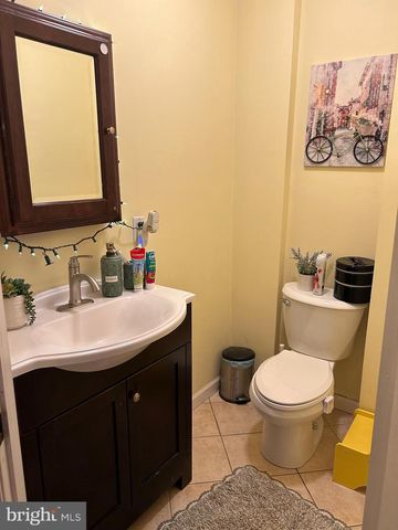 224 HIGHLAND AVE, Wayne, PA 19087
