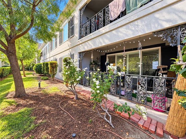 1641 S Pomona D37, Fullerton, CA 92832