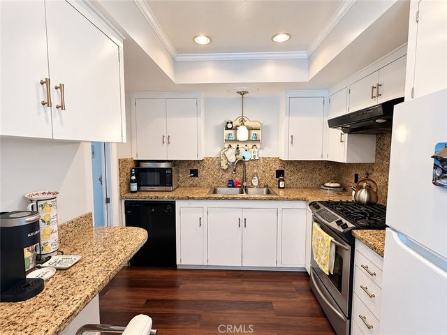 1641 S Pomona D37, Fullerton, CA 92832
