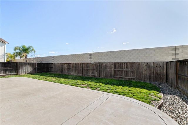 832 Geddings Way, Stockton, CA 95209