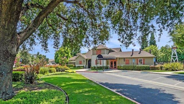 832 Geddings Way, Stockton, CA 95209