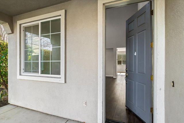 832 Geddings Way, Stockton, CA 95209