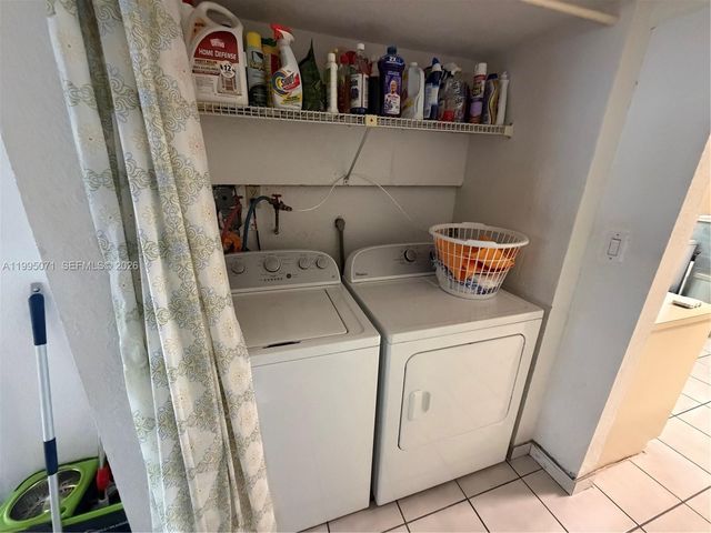 7725 W 10th Ave, Hialeah, FL 33014