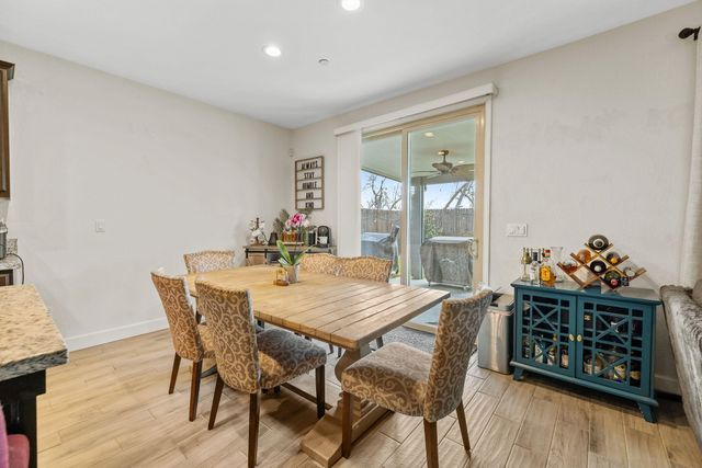 1821 E Arlen Avenue, Visalia, CA 93292