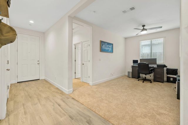 1821 E Arlen Avenue, Visalia, CA 93292