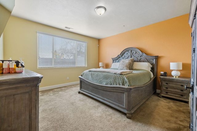 1821 E Arlen Avenue, Visalia, CA 93292