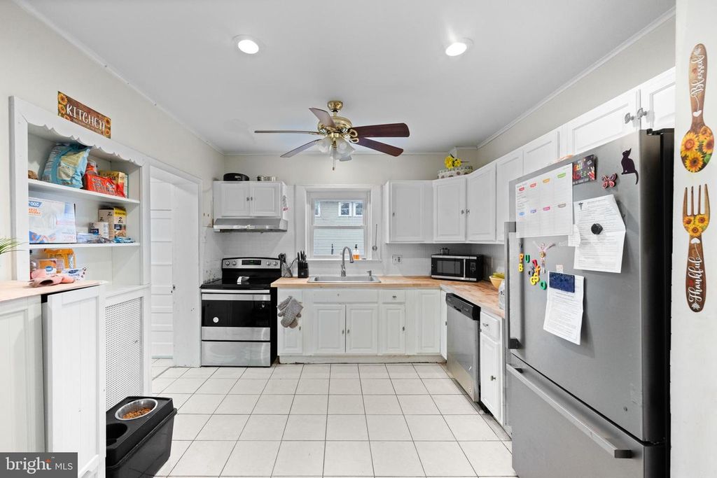 1009 QUEEN ST, POTTSTOWN, PA 19464 — photo 5