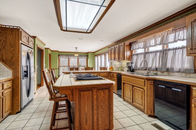 9334 Short Mountain Rd, Smithville, TN 37166