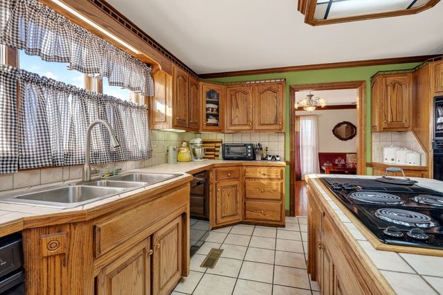 9334 Short Mountain Rd, Smithville, TN 37166