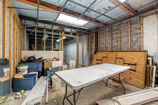 9334 Short Mountain Rd, Smithville, TN 37166