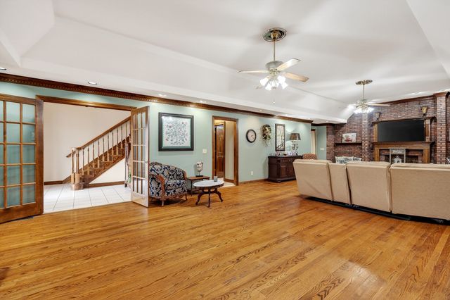 9334 Short Mountain Rd, Smithville, TN 37166