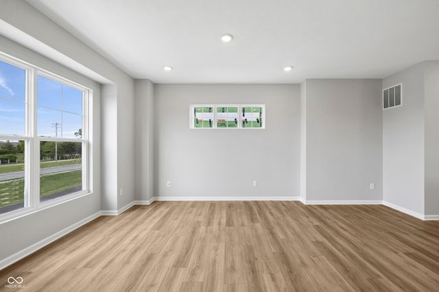 11212 Greenfield Avenue, Noblesville, IN 46060