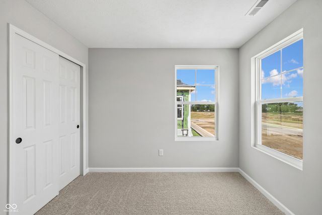 11212 Greenfield Avenue, Noblesville, IN 46060