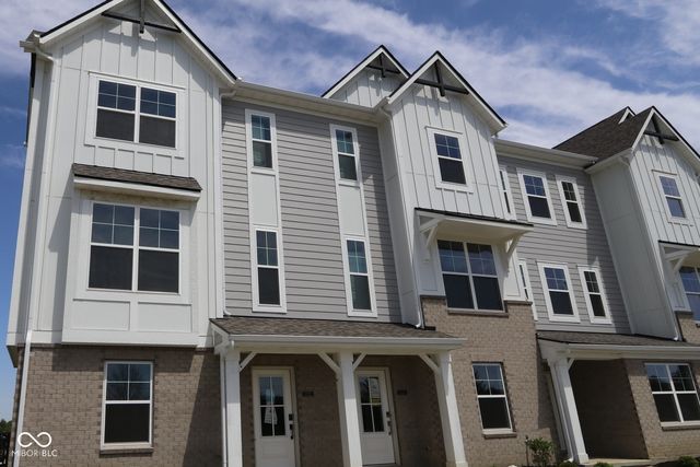 11212 Greenfield Avenue, Noblesville, IN 46060