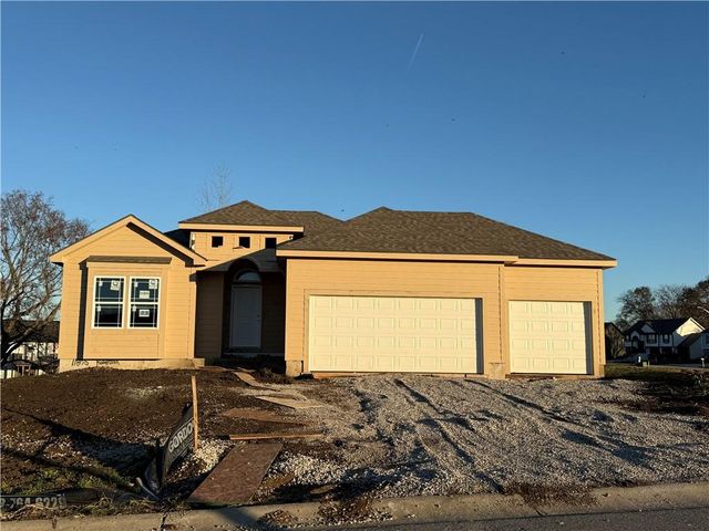 11805 N Wheeling Avenue, Kansas City, MO 64156