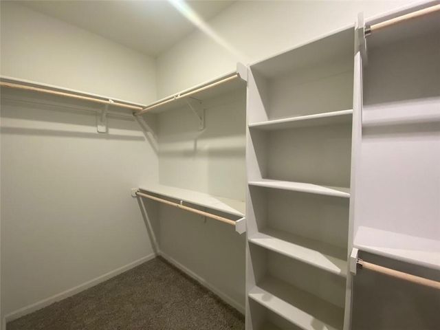 11805 N Wheeling Avenue, Kansas City, MO 64156