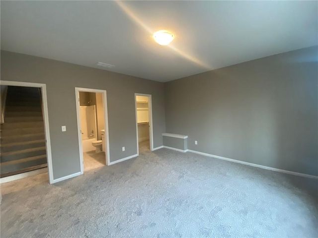 11805 N Wheeling Avenue, Kansas City, MO 64156