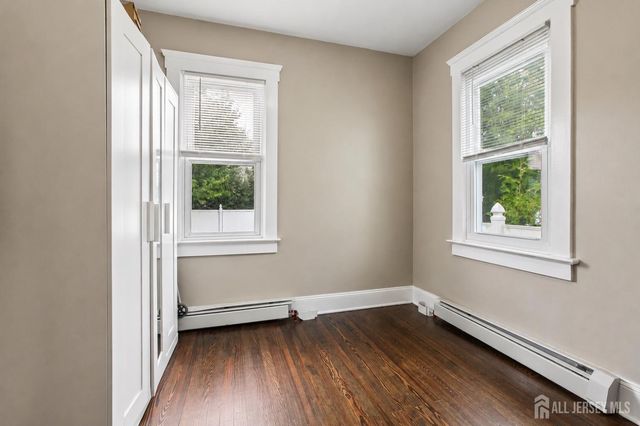 179 Decker Place, Woodbridge Proper, NJ 07095