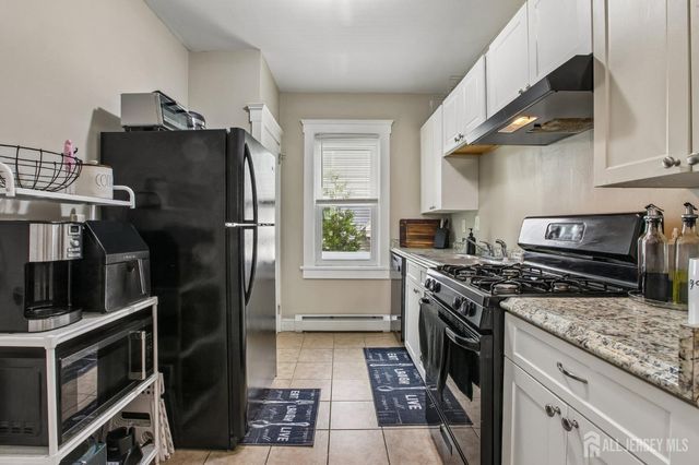 179 Decker Place, Woodbridge Proper, NJ 07095