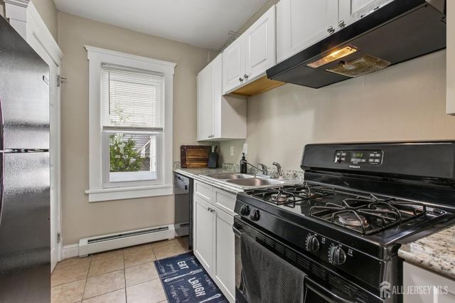 179 Decker Place, Woodbridge Proper, NJ 07095