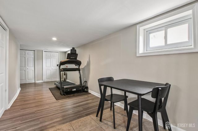 179 Decker Place, Woodbridge Proper, NJ 07095