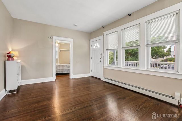 179 Decker Place, Woodbridge Proper, NJ 07095